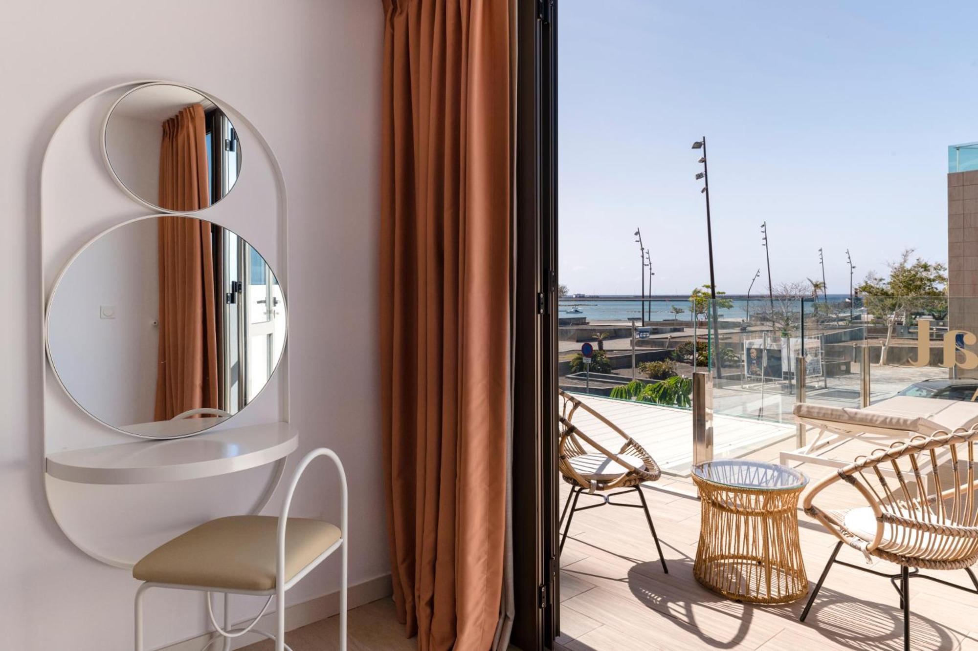 Plus Fariones Habitat Arrecife  Bagian luar foto