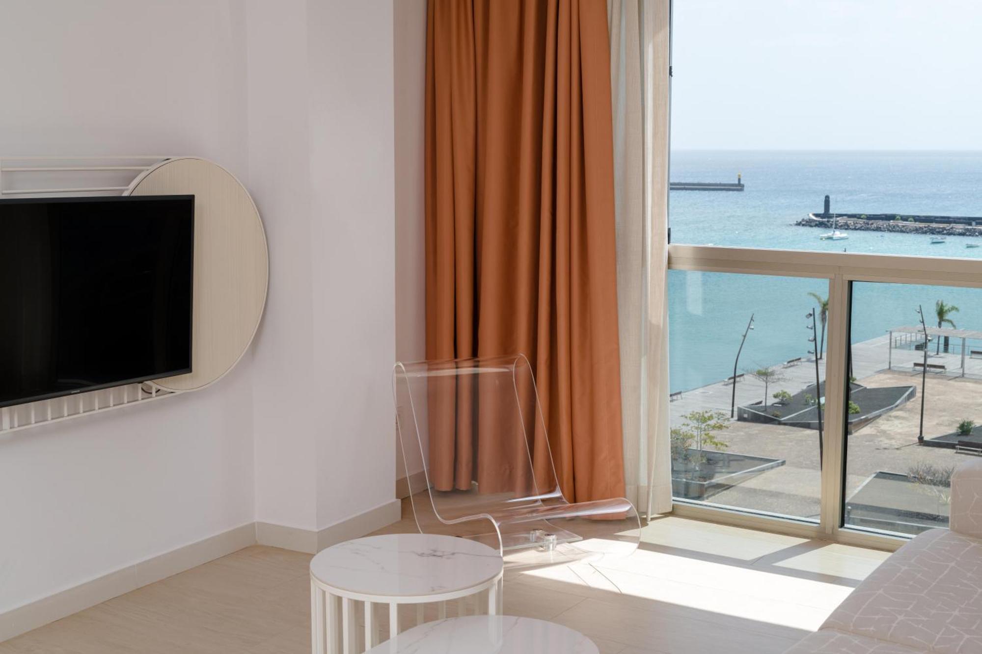 Plus Fariones Habitat Arrecife  Bagian luar foto